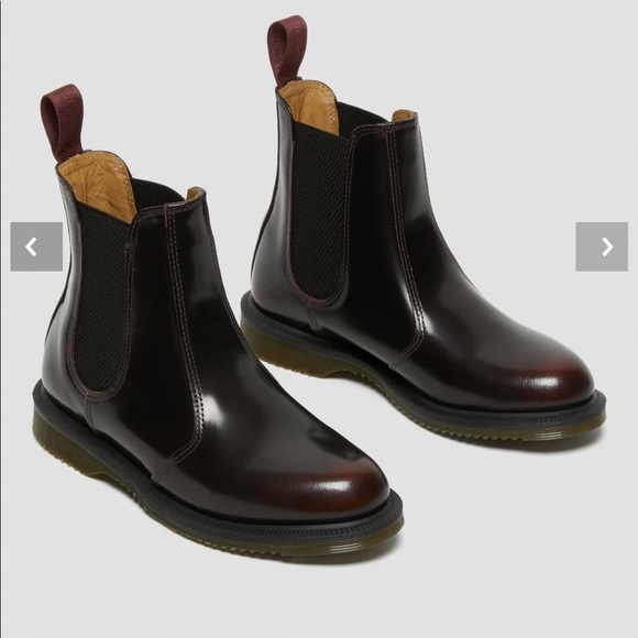 Doc Marten’s Flora Chelsea Boot - Picture 4 of 6